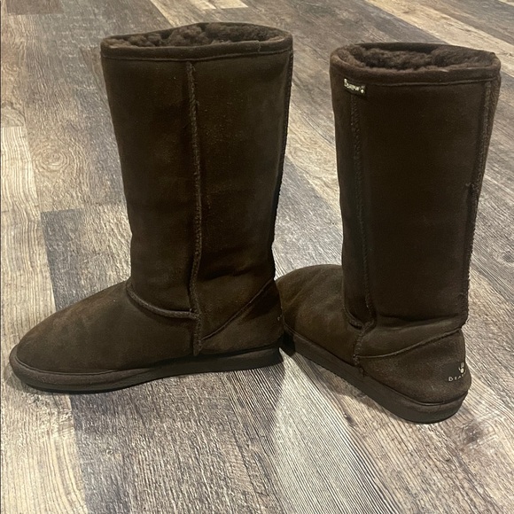 BearPaw Women’s Dark Brown Suede Boots - Picture 3 of 6